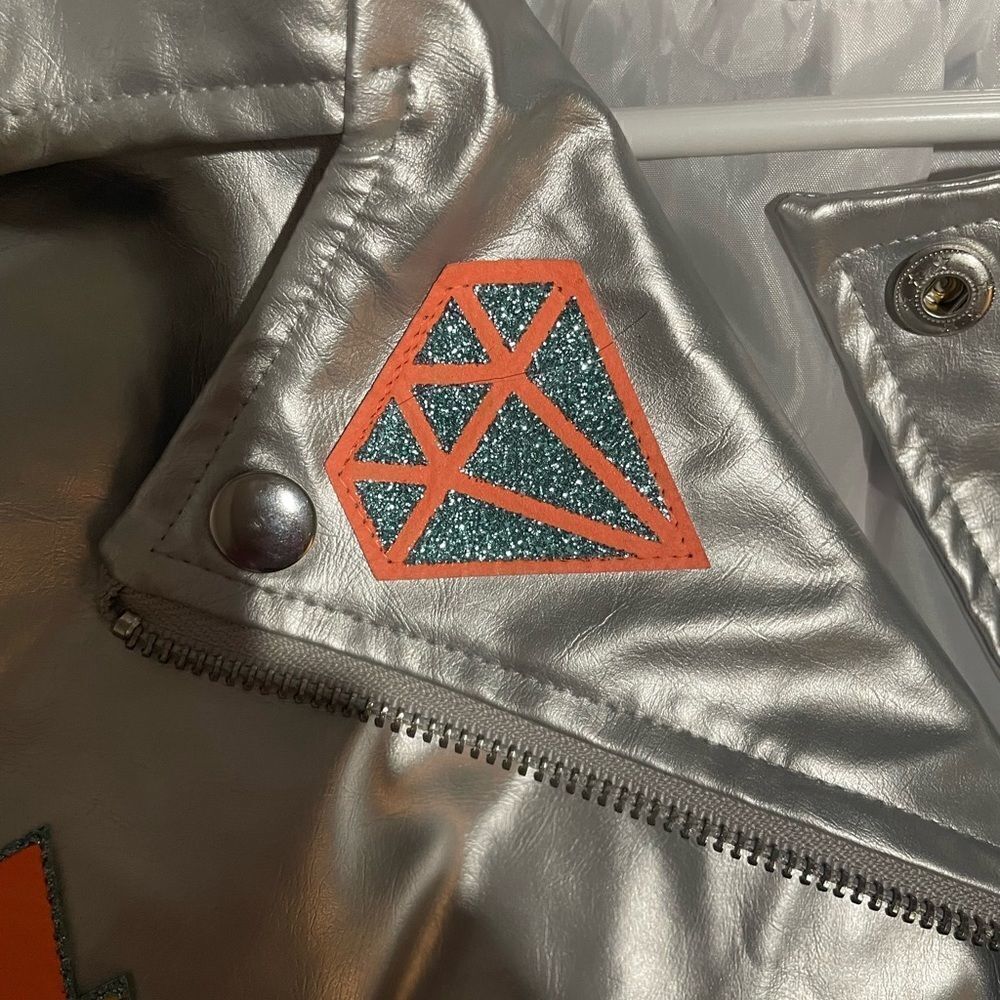 JoJo’s closet jacket  - Picture 4 of 5